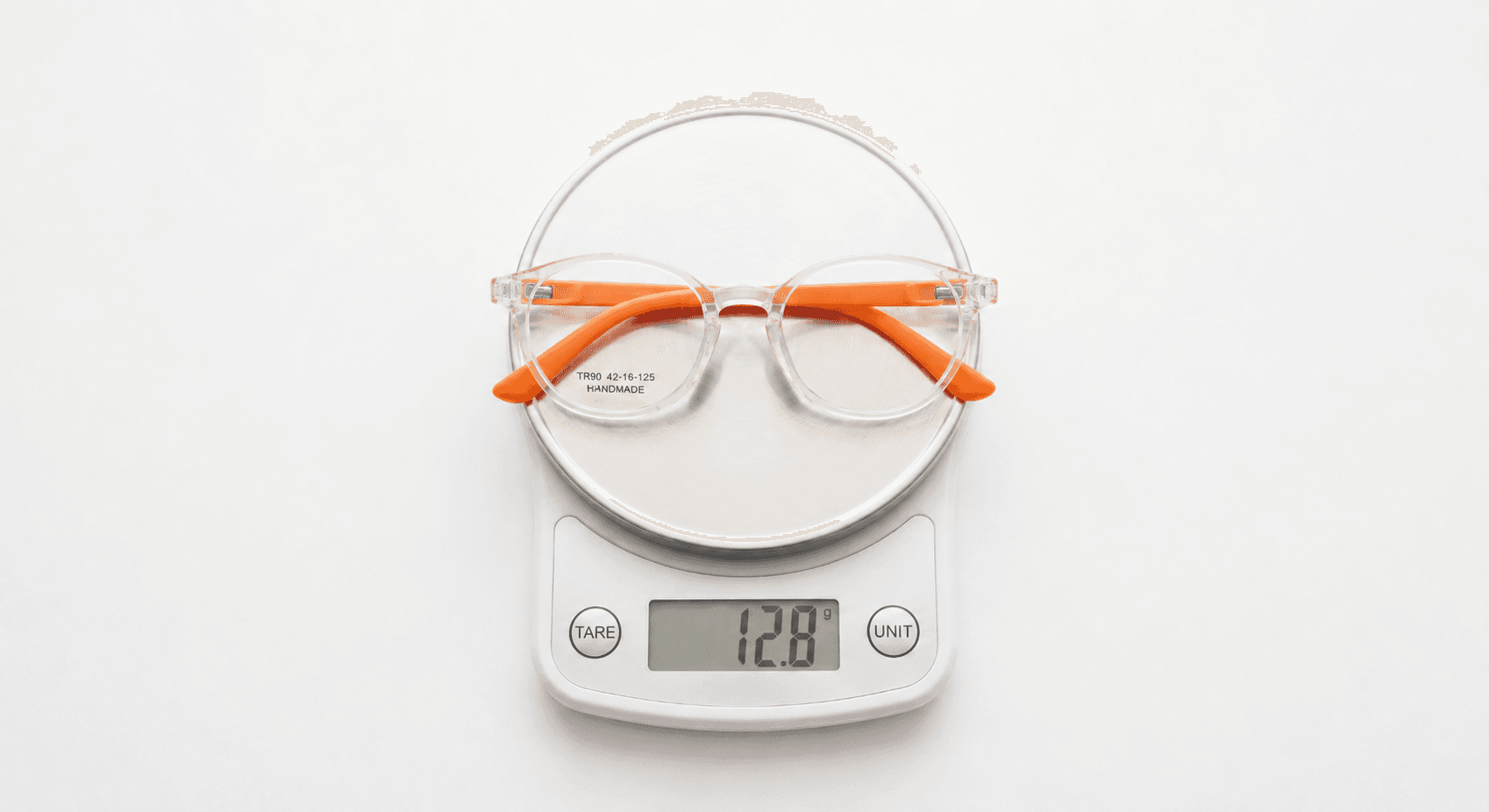 Foal & Pony ultra-light child frames on a scale showing 12 grams